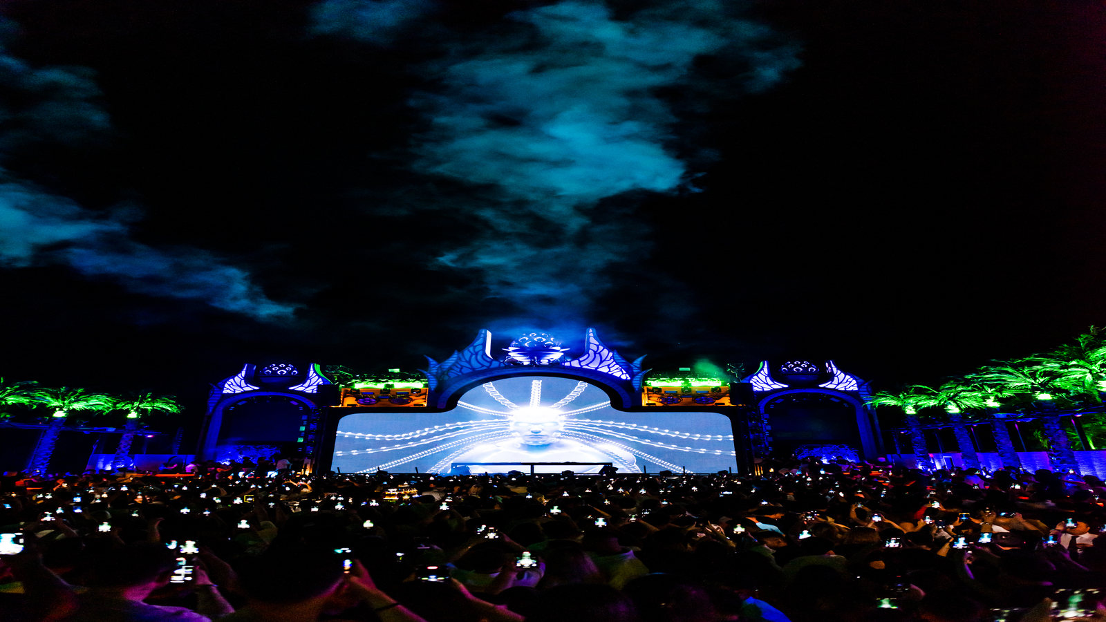 Cage Club CORE Show: Yeni Enerji Merkezi